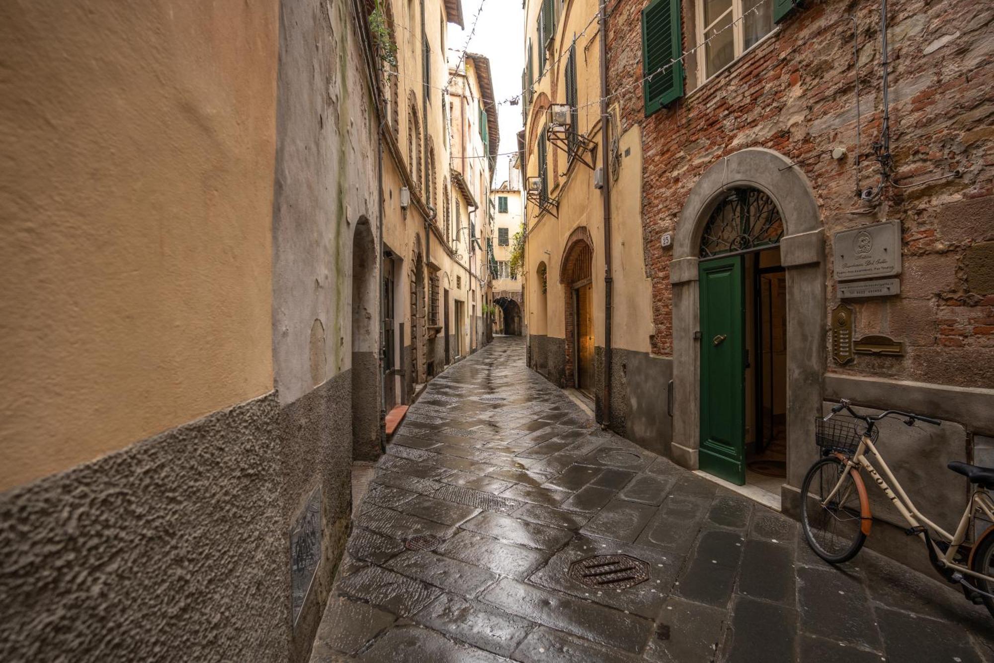 Il Gallo - Charming Apartment In Lucca Heart Лукка Екстер'єр фото