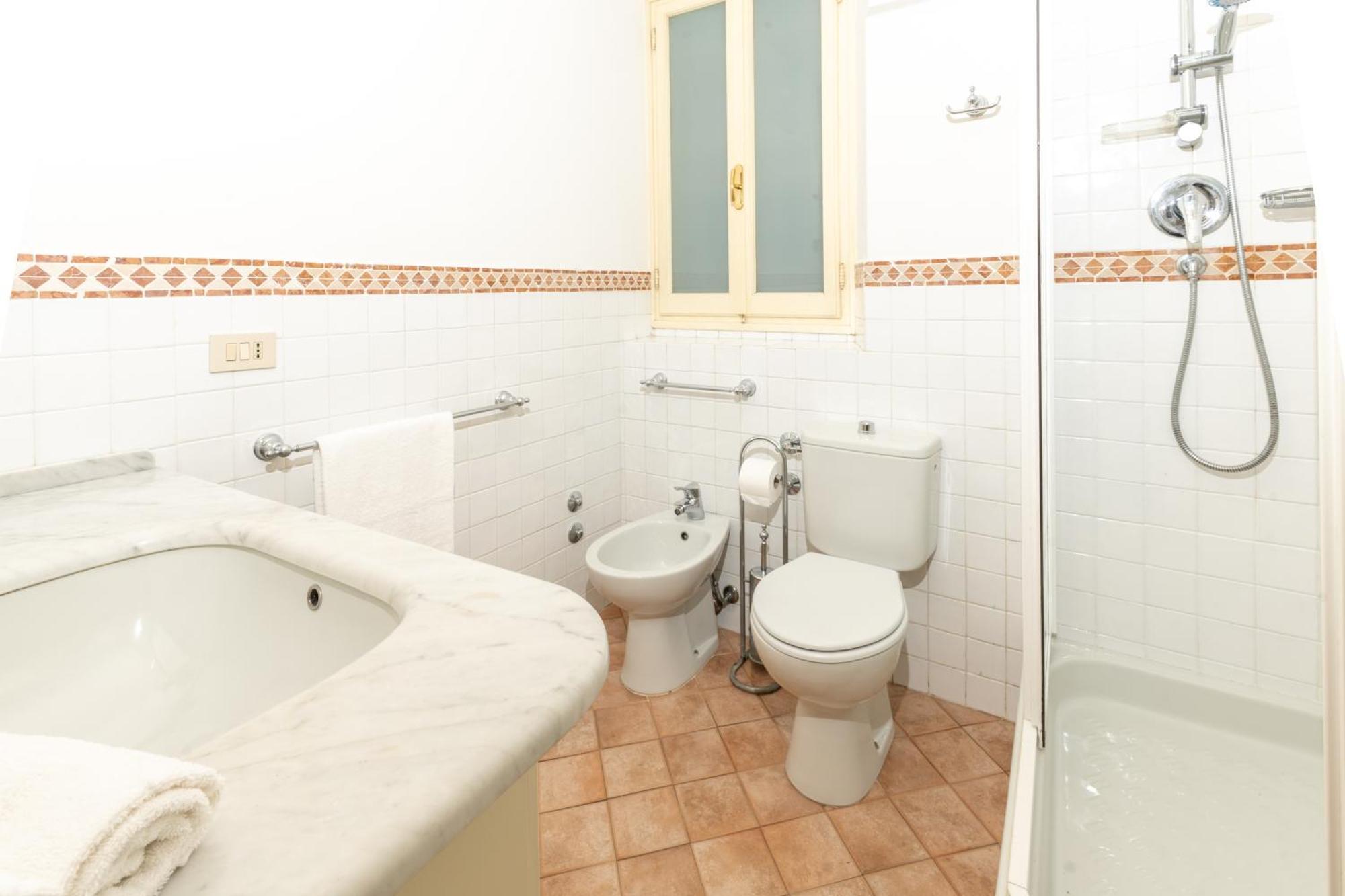 Il Gallo - Charming Apartment In Lucca Heart Лукка Екстер'єр фото